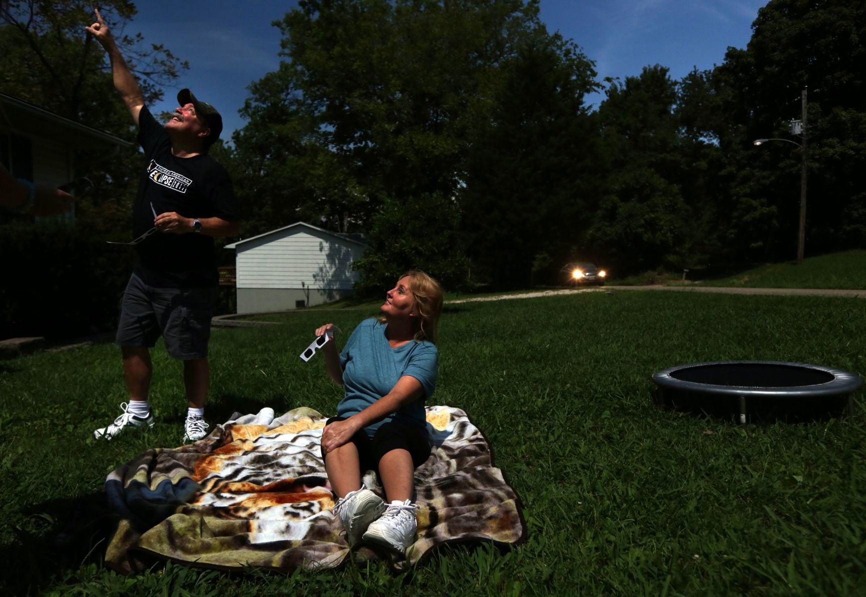 Path of totality in Festus